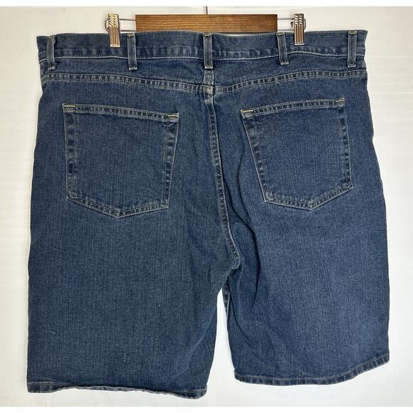 St. Johns Bay Women's Plus Denim Bermuda Shorts Size 44 - Picture 2 of 6